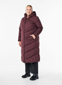 Long puffer coat with hood and pockets, Dark Bordeaux, Model