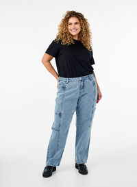 High-waisted cargo jeans, Light Blue, Model