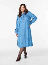 Midi shirt dress in soft lyocell denim, Light Blue, Model